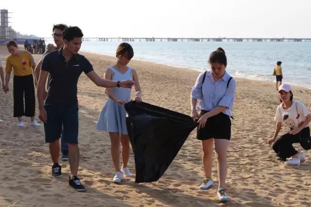 撿垃圾行動(dòng)